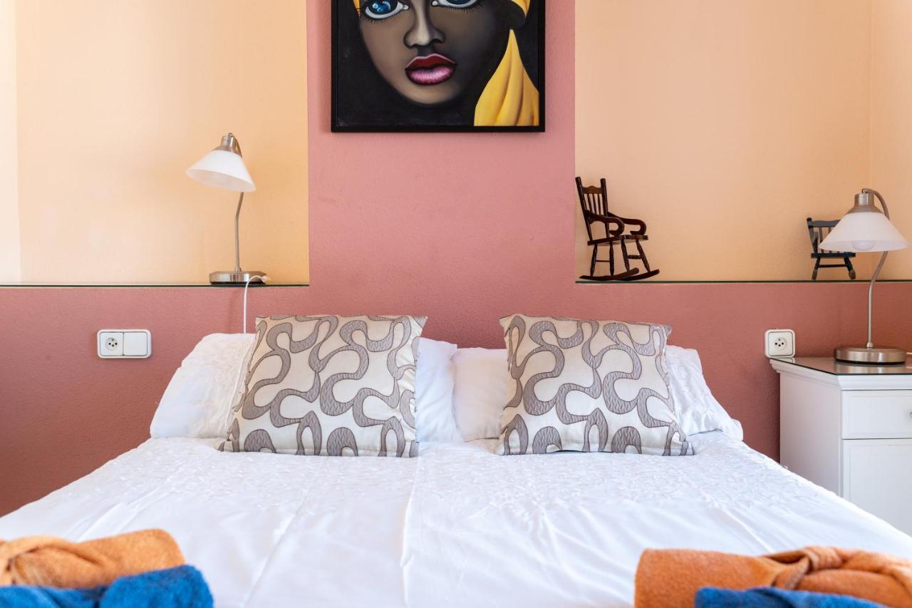 Townhouse Beachside ฟูเอนฮิโรลา ภายนอก รูปภาพ